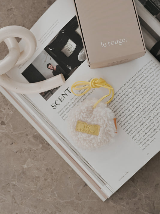 Fluffy Hanging Diffuser - Omanthus & Tea