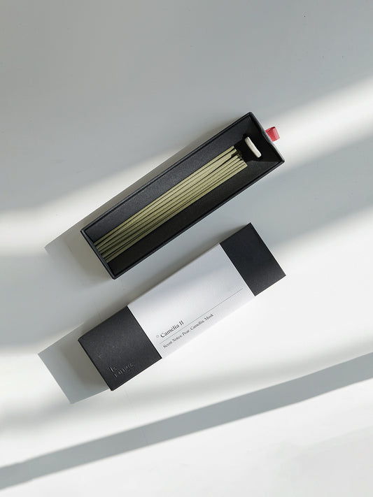 Camélia 11 - Camellia & Pear & Musk - Premium Incense- 19 Sticks
