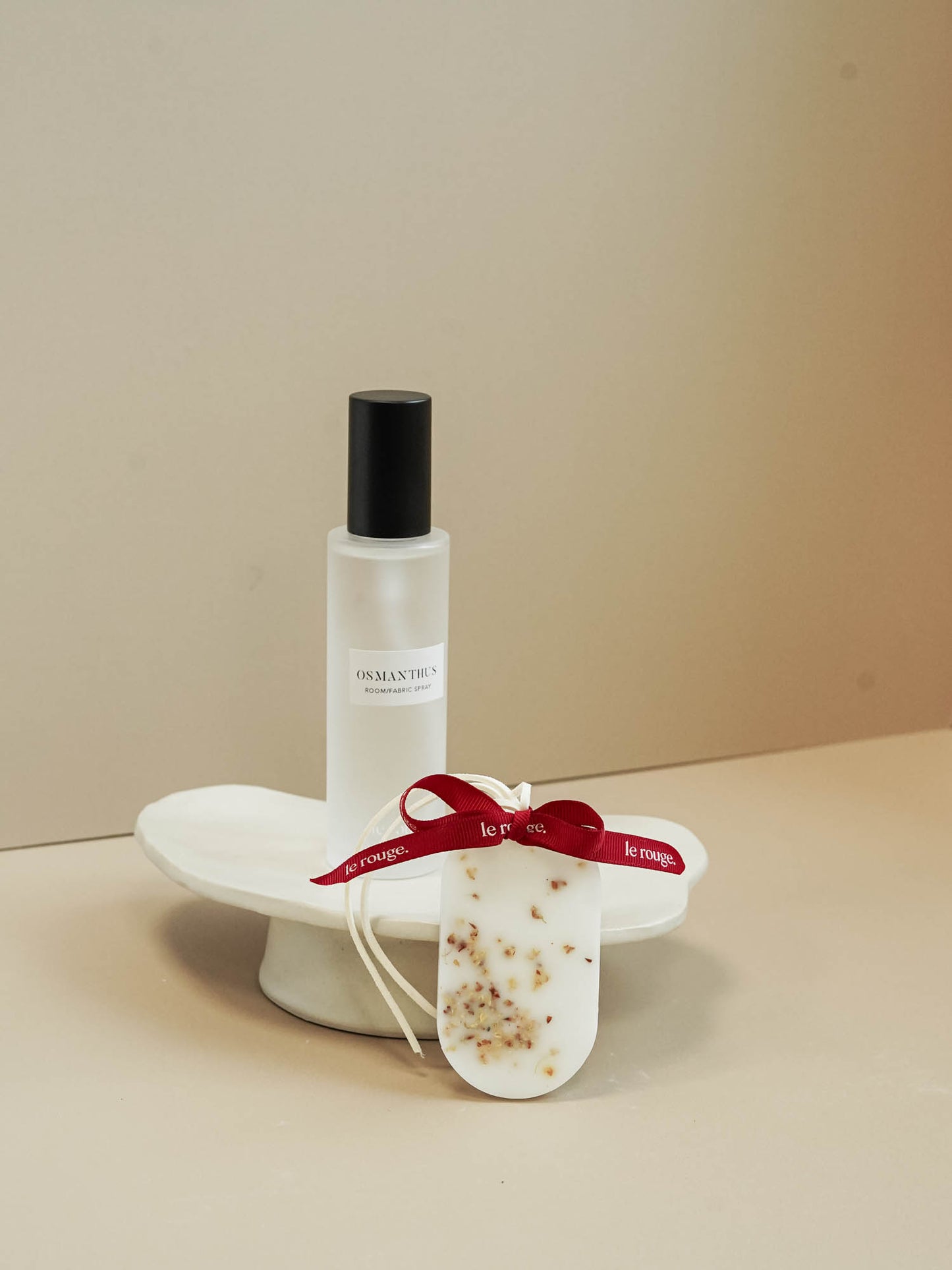 Osmanthus Closet Essentials Gift Set