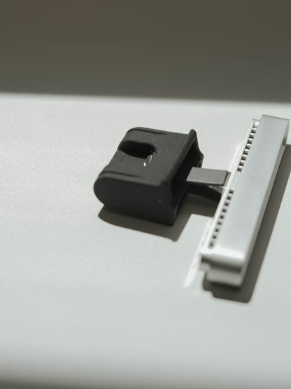 EV-compatible Clip for Car Diffuser